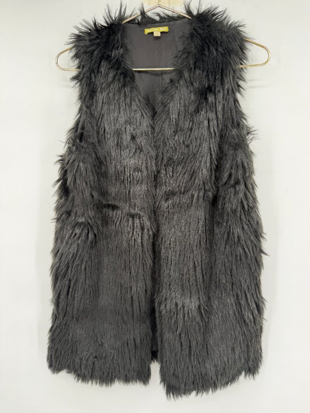 Gianni Bini Women’s XS Black Faux Fur Long Vest Hook Front Boho Glam Mobwife